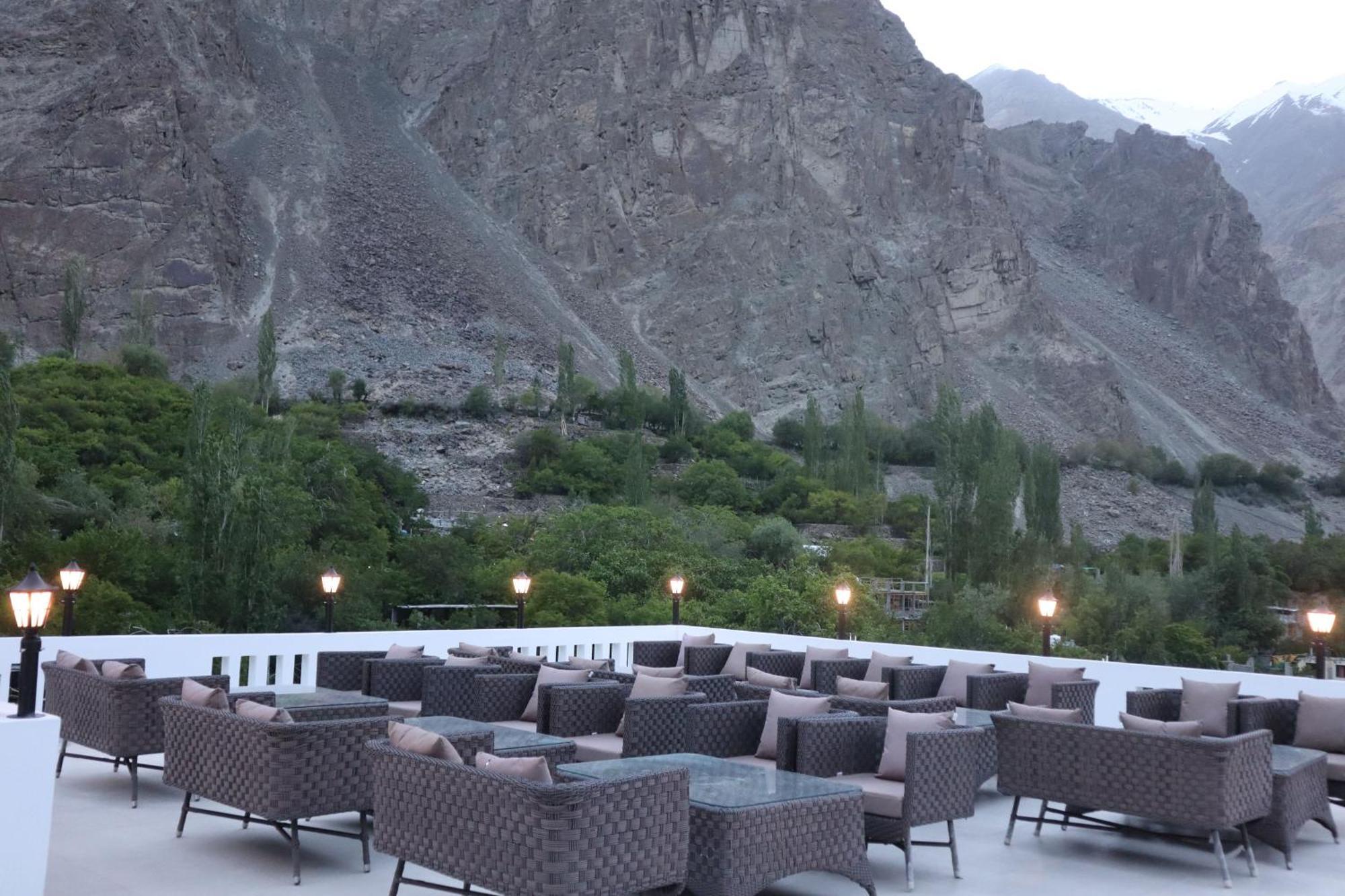 Hotel Duktuk Turtok Exteriör bild